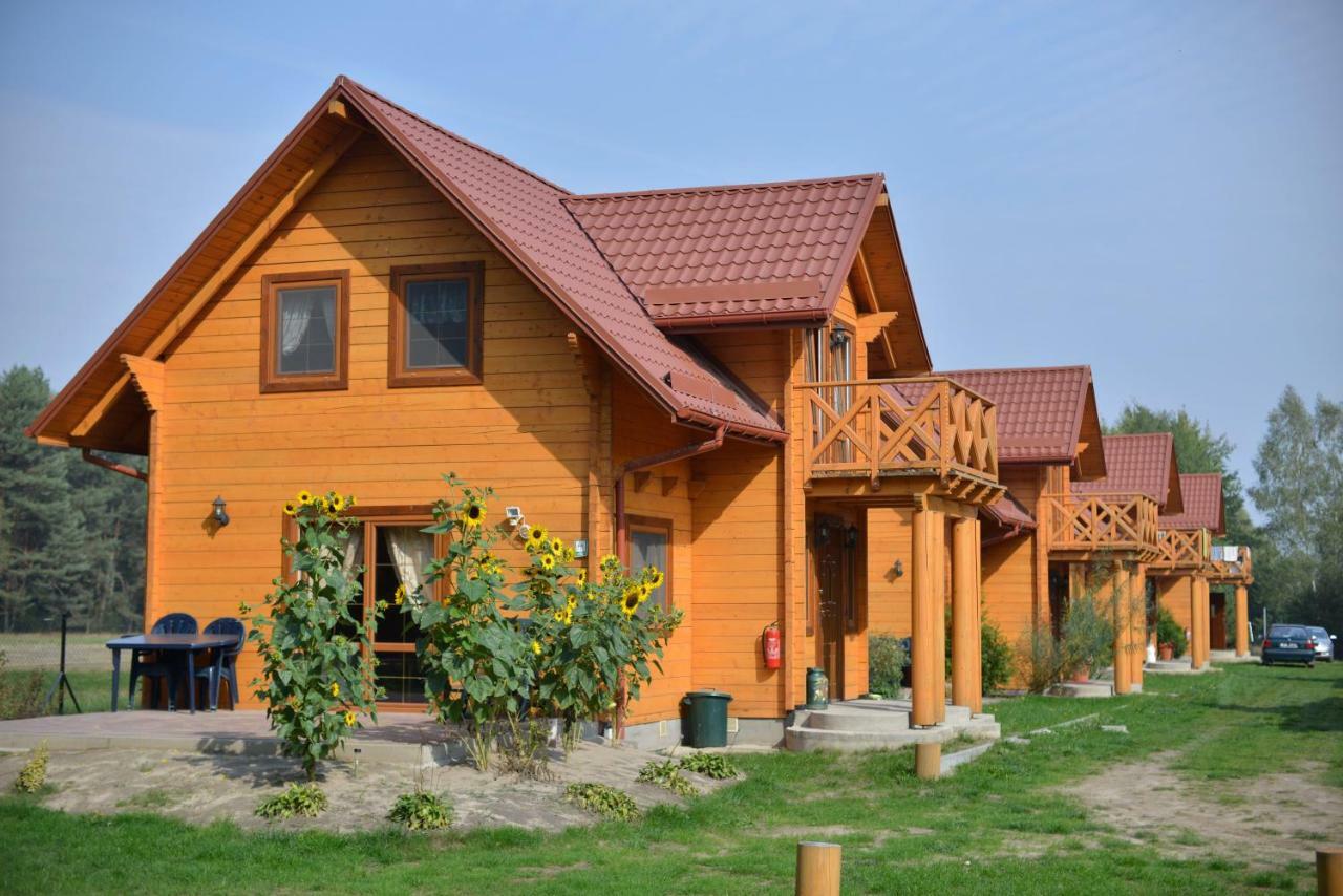 Hotel Osrodek Wypoczynkowy Ranczo à Okuninka Extérieur photo